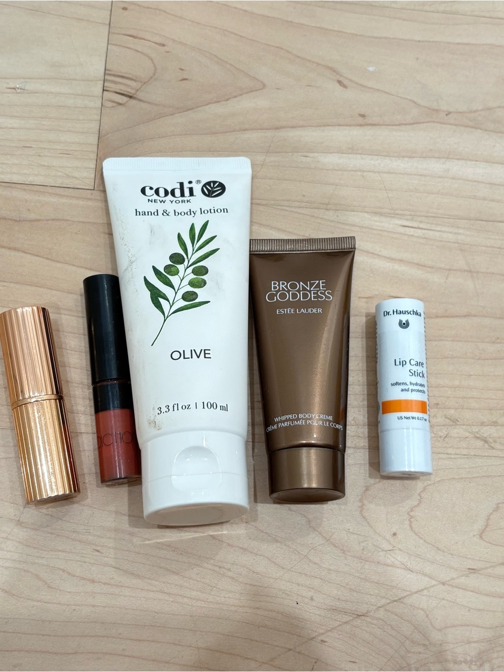 Skincare & Lipstick set (5 items)